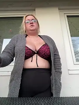 sweetsandy231 online show from 02/16/25, 04:42