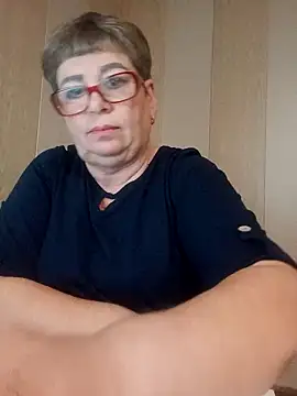 Lee Nell online show from 12/17/24, 03:06