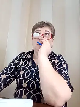 Lee Nell online show from 02/04/25, 03:54