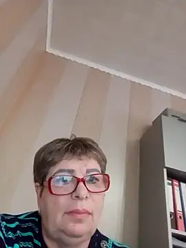 Lee Nell online show from 02/20/25, 02:40