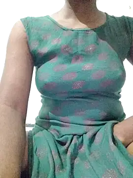 rituporna2004 online show from 12/14/25, 02:33