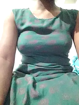 rituporna2004 online show from 02/12/26, 02:50