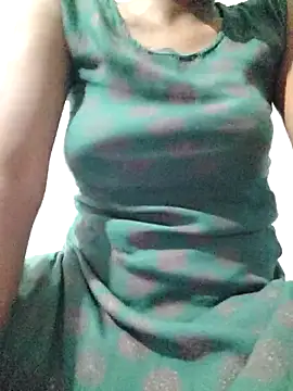 rituporna2004 online show from 04/11/26, 04:00