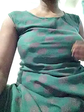 rituporna2004 online show from 04/13/26, 05:13