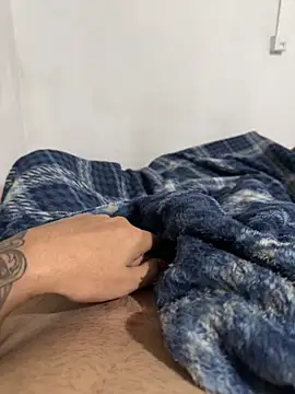 jhnn  online show from 04/21/26, 04:08