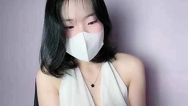 Baenee online show from 12/21/25, 03:08