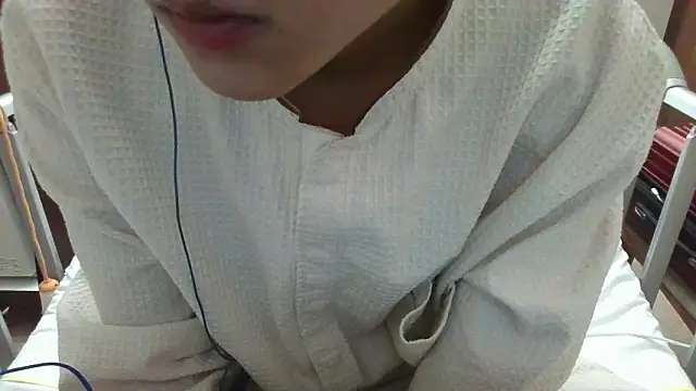 matu050556 online show from 12/22/25, 10:56