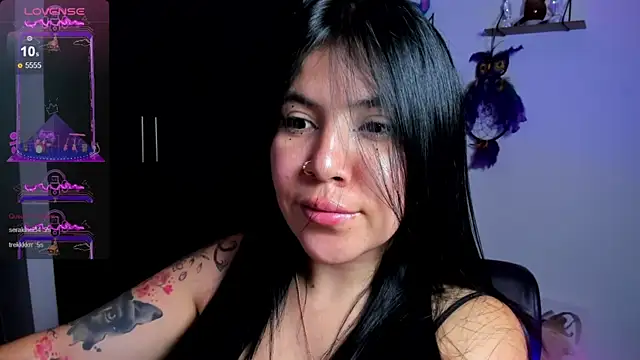 Snapshot of AilynRed chatting on 01/12/25, 02:03 AilynRed online show from 01/12/25, 02:03