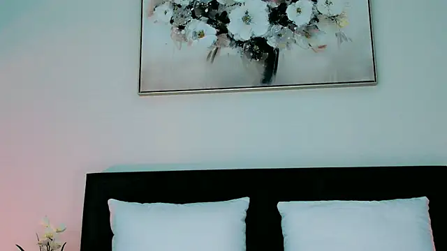 oh-my-mia online show from 10/04/25, 09:51