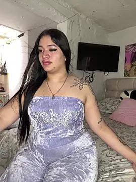 GemaGranadoss online show from 11/25/25, 03:45