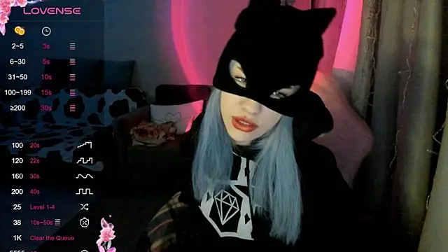 Ledy WWWII online show from 02/12/25, 04:00