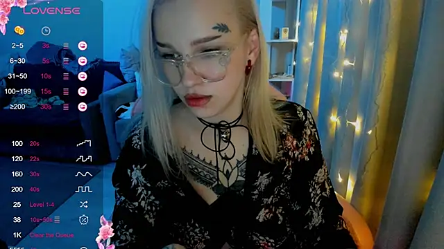 Ledy WWWII online show from 03/07/25, 04:11