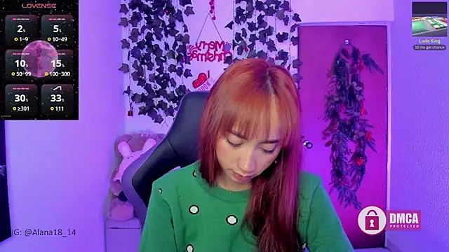 Snapshot of Alana_Pherson chatting on 12/31/24, 06:37 Alana Pherson online show from 12/31/24, 06:37