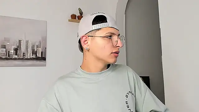 a lejandro 0 8 online show from 03/07/25, 03:19