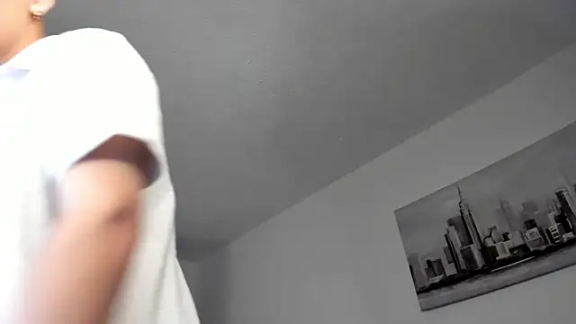 a lejandro 0 8 online show from 03/13/25, 02:38