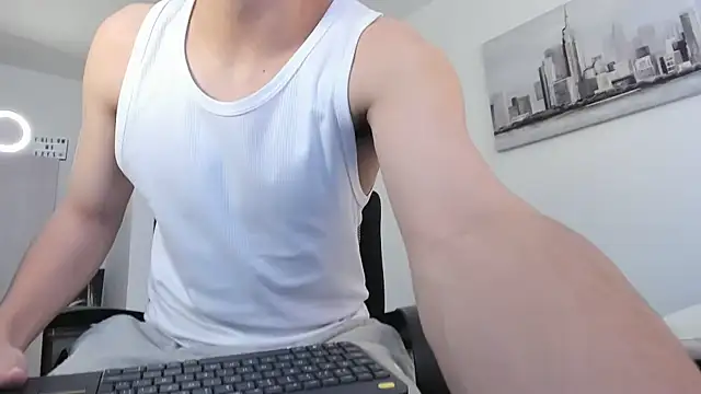 a lejandro 0 8 online show from 03/13/25, 06:34