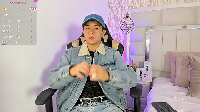 Snapshot of 1m_Joel chatting on 02/05/25, 03:55 1m Joel online show from 02/05/25, 03:55