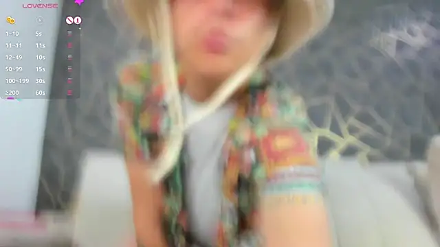 Snapshot of 1m_Joel chatting on 02/11/25, 01:52 1m Joel online show from 02/11/25, 01:52