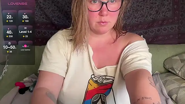 GlitterKitty108 online show from 01/09/26, 02:53