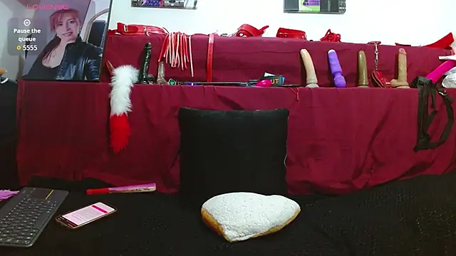 Wiktoria Brownx online show from 11/26/25, 11:17