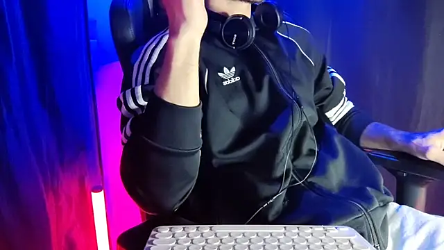 Snapshot of sexyboycolombi4 chatting on 01/30/25, 06:13 sexyboycolombi4 online show from 01/30/25, 06:13