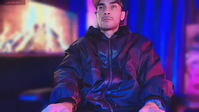 Snapshot of sexyboycolombi4 chatting on 10/10/25, 08:57 sexyboycolombi4 online show from 10/10/25, 08:57