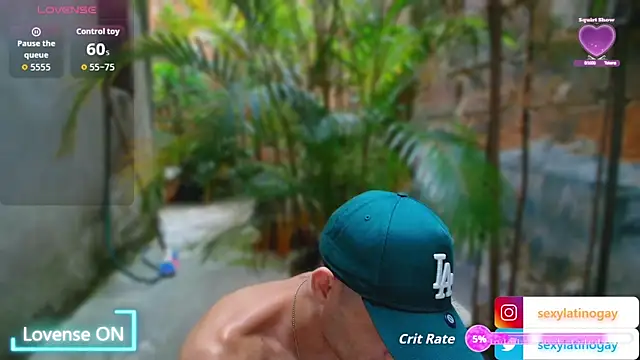 sexyboycolombi4 online show from 05/17/26, 10:17