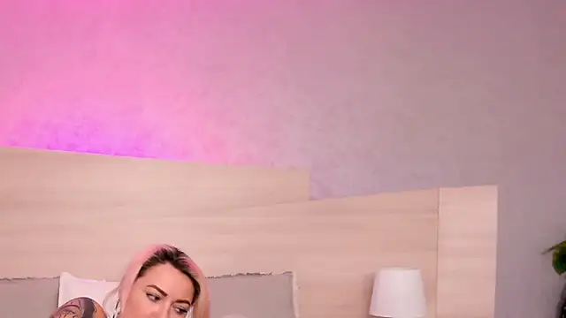 Snapshot of FoxxyClarise chatting on 01/30/25, 10:08 FoxxyClarise online show from 01/30/25, 10:08