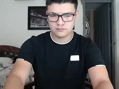 Snapshot of Plug_Control chatting on 03/13/25, 01:07 Plug Control online show from 03/13/25, 01:07