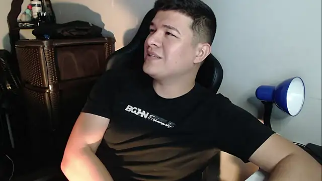 Plug Control online show from 01/14/26, 12:16