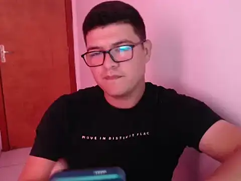 Plug Control online show from 04/02/26, 11:41