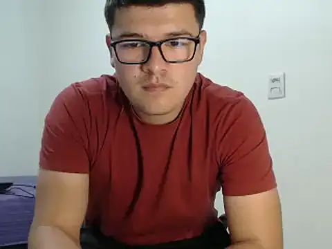 Plug Control online show from 04/28/26, 08:03