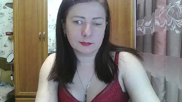 Snapshot of SophieNightAh chatting on 12/22/24, 12:16 SophieNightAh online show from 12/22/24, 12:16
