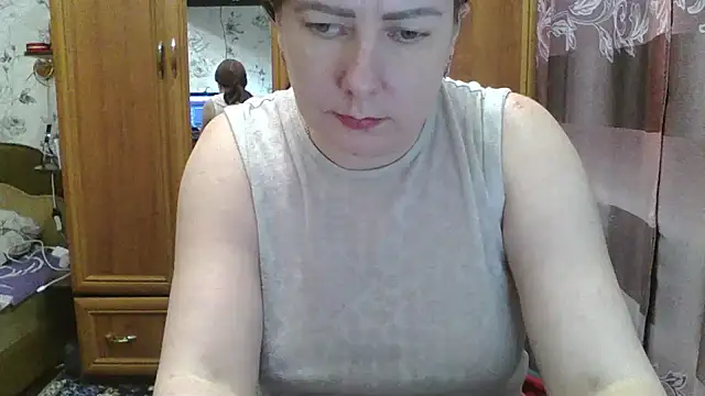 Snapshot of SophieNightAh chatting on 02/02/25, 03:17 SophieNightAh online show from 02/02/25, 03:17