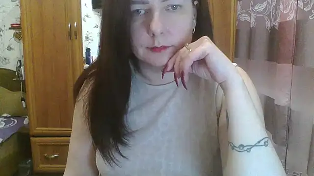 Snapshot of SophieNightAh chatting on 02/03/25, 07:21 SophieNightAh online show from 02/03/25, 07:21