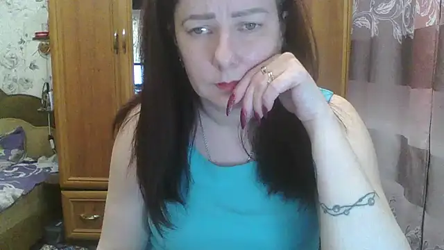 Snapshot of SophieNightAh chatting on 02/03/25, 10:21 SophieNightAh online show from 02/03/25, 10:21