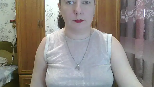 Snapshot of SophieNightAh chatting on 02/19/25, 12:22 SophieNightAh online show from 02/19/25, 12:22