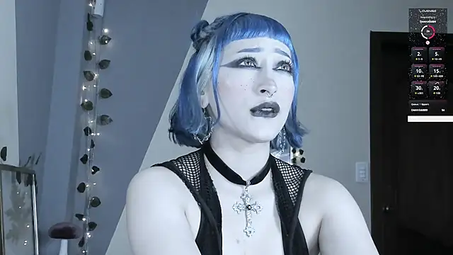 Snapshot of BlueBerry____ chatting on 09/29/25, 09:30 BlueBerry online show from 09/29/25, 09:30