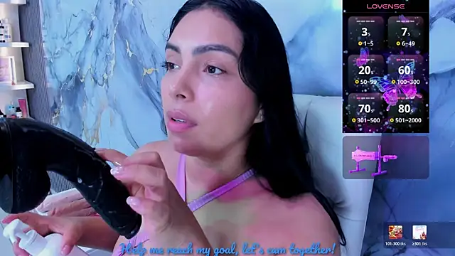 Snapshot of evelinn_belen chatting on 06/26/26, 01:04 evelinn belen online show from 06/26/26, 01:04