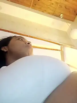 lia mariana online show from 01/10/26, 04:14