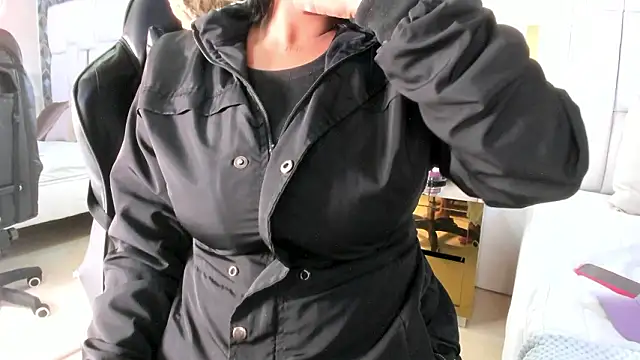 lia mariana online show from 03/07/26, 05:04