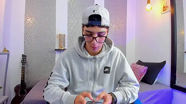 Nikolay Gregori online show from 02/11/25, 04:33