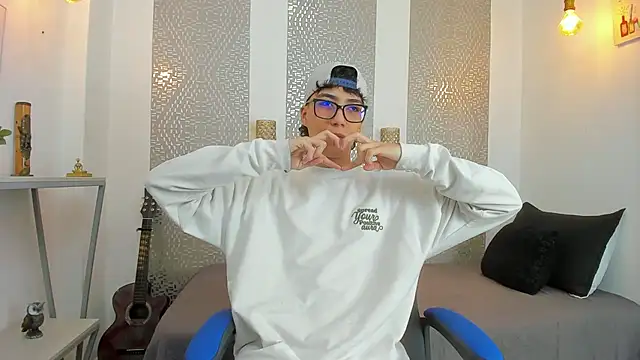 Nikolay Gregori online show from 03/21/25, 04:06