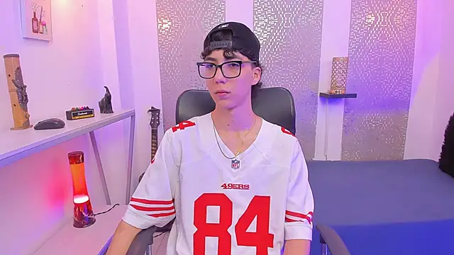 Nikolay Gregori online show from 10/05/25, 04:33