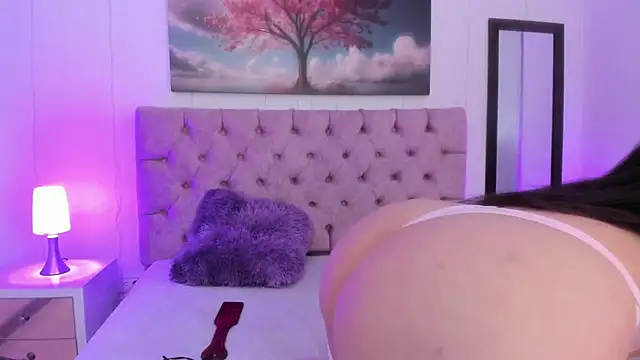 Julianaa Castro  online show from 01/20/25, 11:56