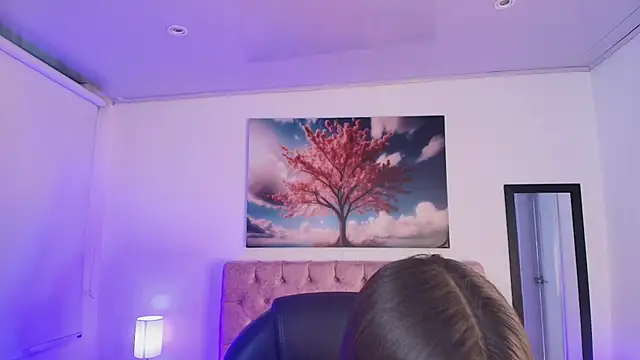 Julianaa Castro  online show from 02/18/26, 11:28