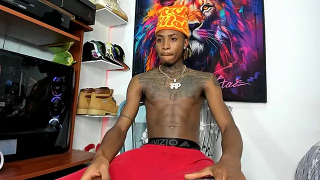 Snapshot of Pantera_black_21 chatting on 02/23/25, 11:44 Pantera black 21 online show from 02/23/25, 11:44