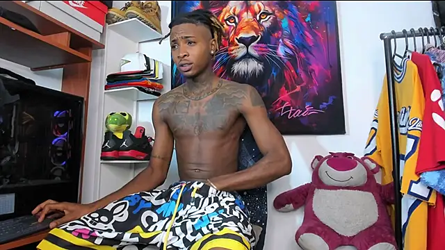 Snapshot of Pantera_black_21 chatting on 09/28/25, 08:52 Pantera black 21 online show from 09/28/25, 08:52