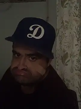 Miguel16i online show from 12/08/24, 03:32