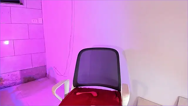 CandyLatinHott online show from 07/14/26, 03:44